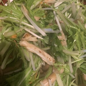 簡単レシピ☆カリカリベーコンとしめじの水菜サラダ☆
